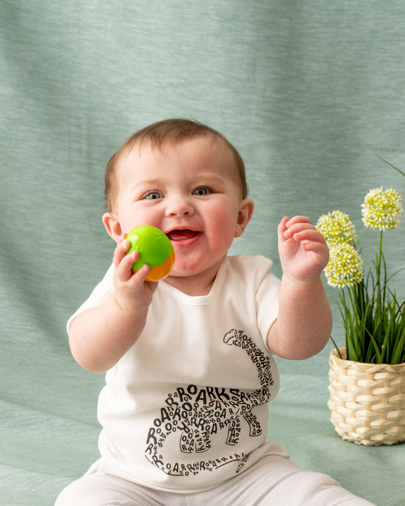 Organic cotton baby boy T-Shirt. Organic baby clothing. 100% organic cotton certified by Global Organic Textile Standard (GOTS). 