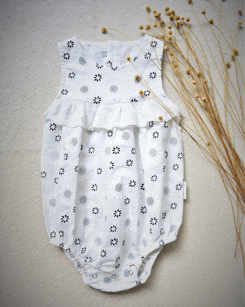 Organic baby romper. GOTS certified organic cotton. Baby clothing. Baby girl romper.